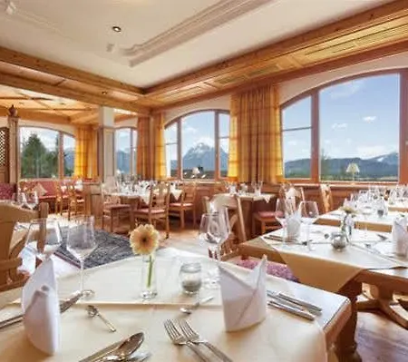 Hartungs Hoteldorf מלון Füssen