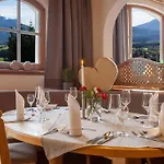 Hartungs Hoteldorf