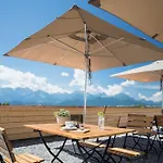 Hartungs Hoteldorf Hotel