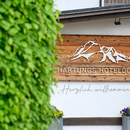 Hartungs Hoteldorf 3*
