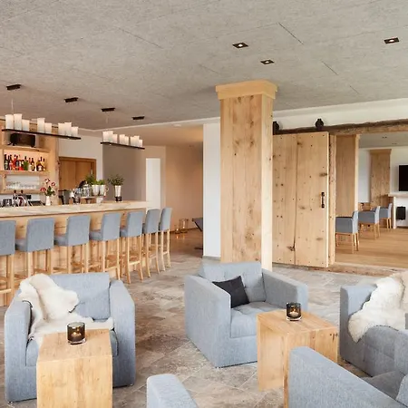 Hartungs Hoteldorf فندق 3*