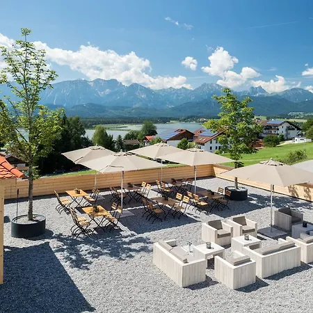 Hartungs Hoteldorf Отель Фюссен