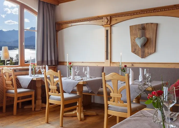 Hartungs Hoteldorf Ξενοδοχείο 3*